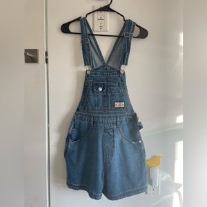 [SOLD] size xs blue denim overall shorts